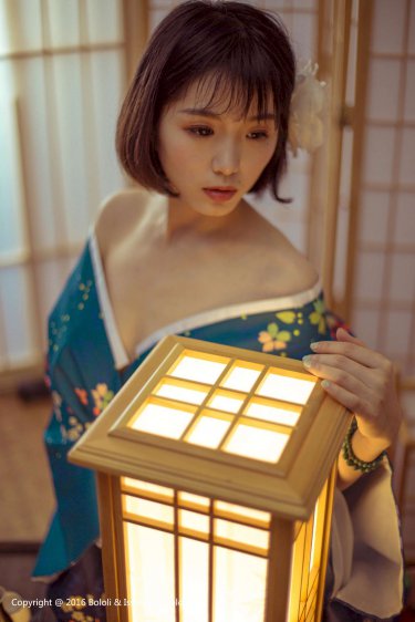 美女黄色